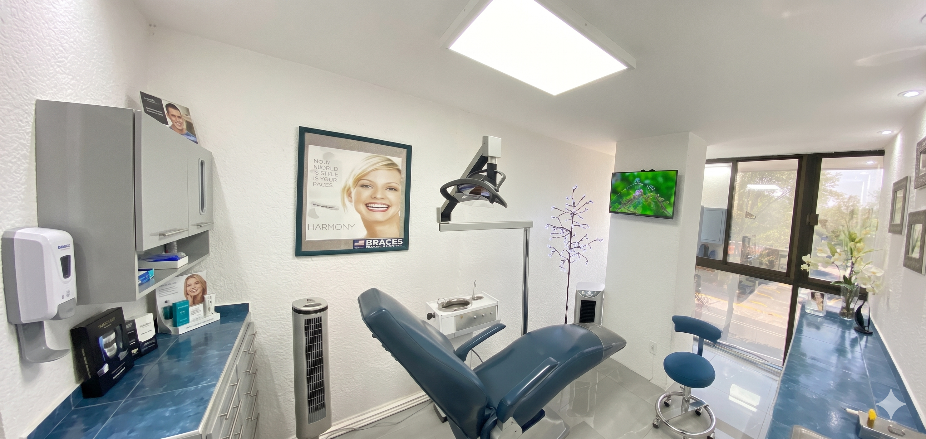 Consultorio con equipo moderno